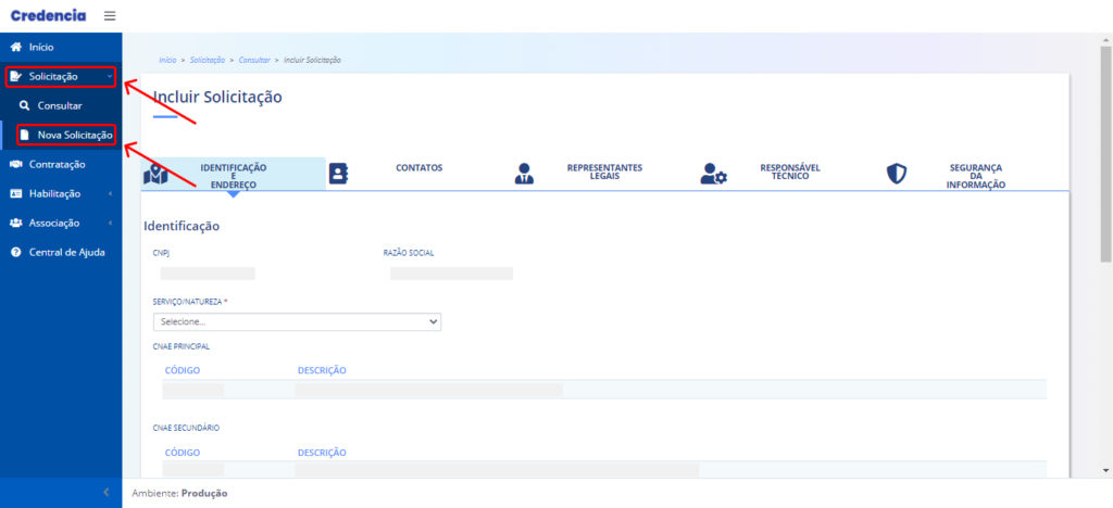 Tela do Credencia, com indicativo para menu "solicitação" e submenu "nova solicitação" (selecionado na aba identificação e endereço)